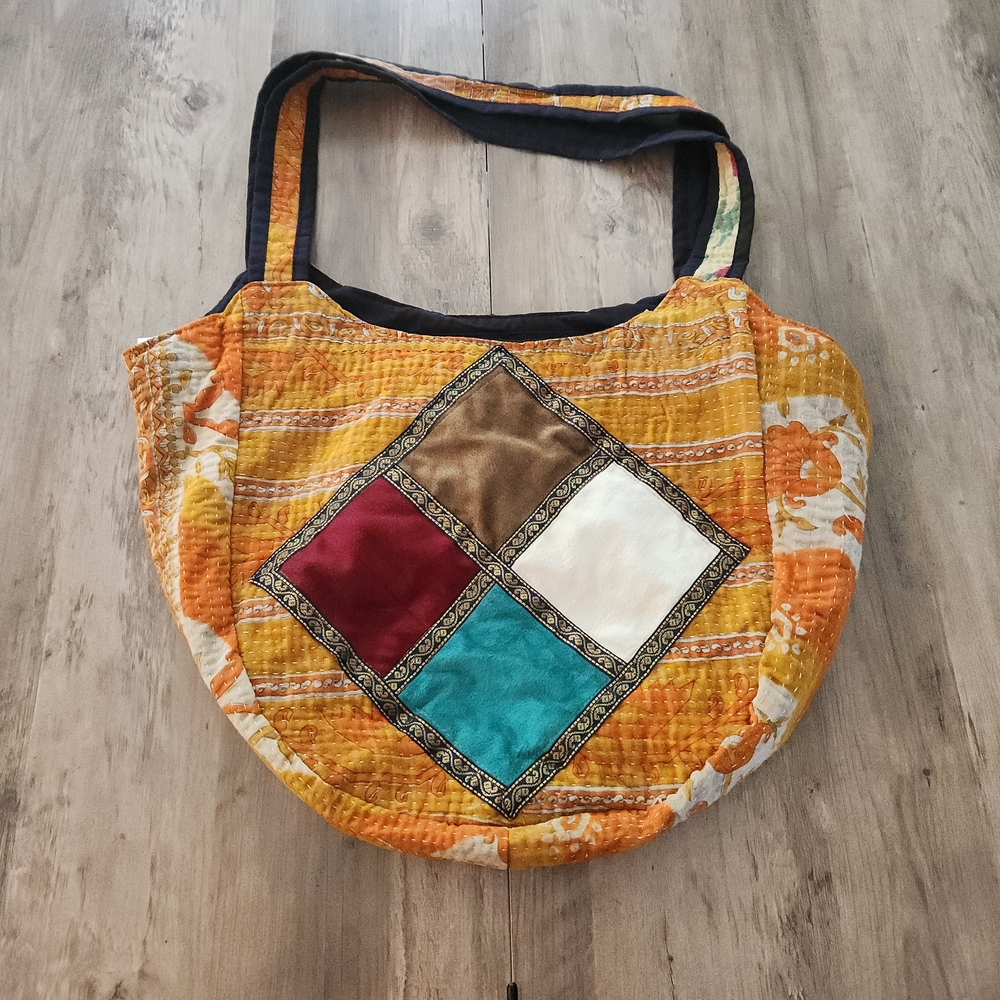 NWT Women's Quilted Hippie Fabric Soulder Bag Tote Handbag